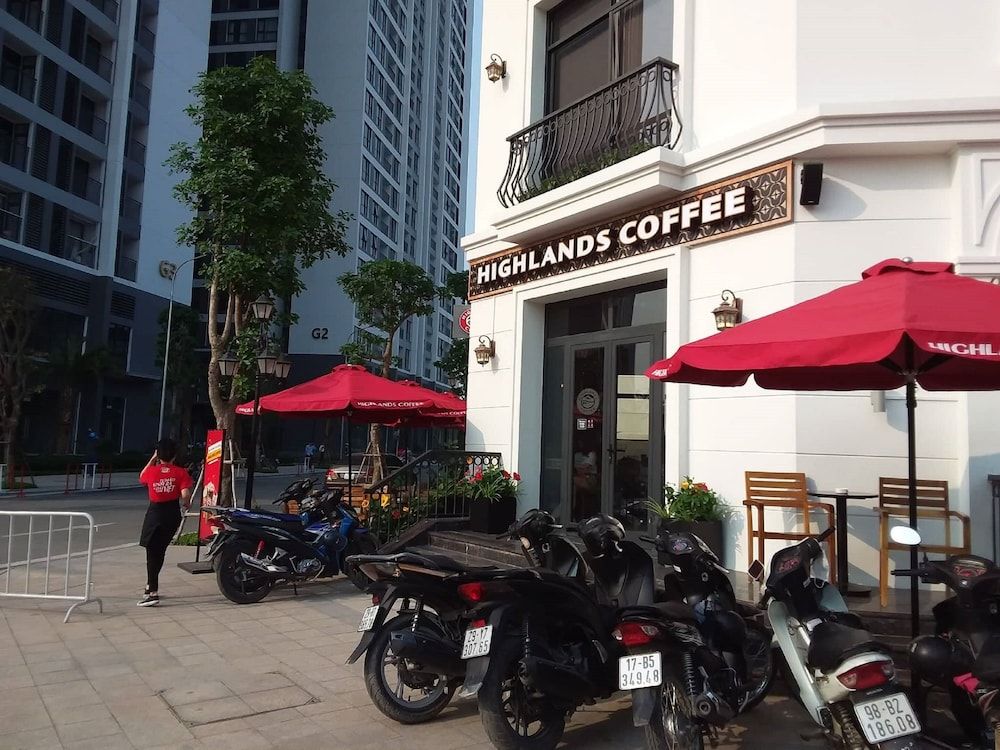 undefined Vinhomes Green Bay Apartments 6