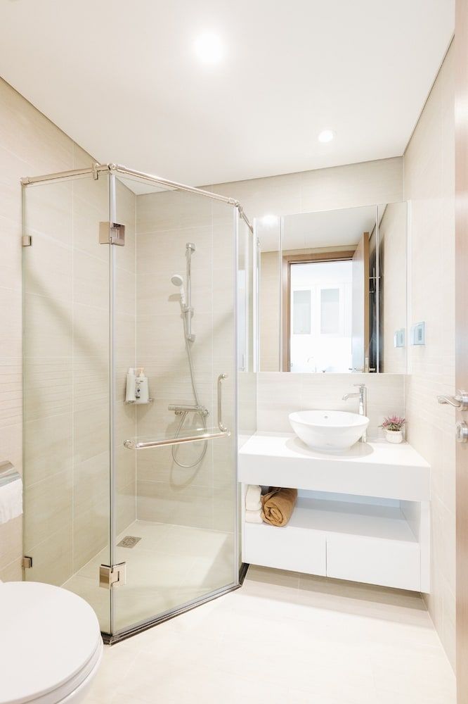 undefined Vinhomes Green Bay Apartments 10