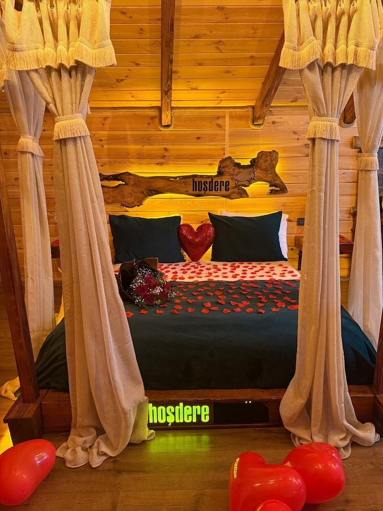 Hoşdere Bungalov Exclusive Bungalow, Jetted Tub 2