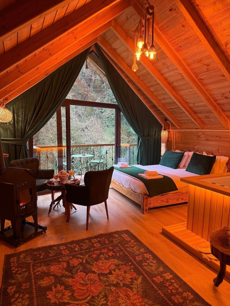 Hoşdere Bungalov Luxury Bungalow, River View 14