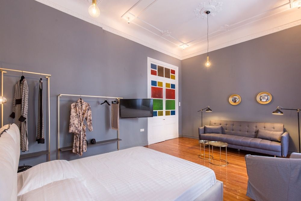 undefined Soho Apartments 4