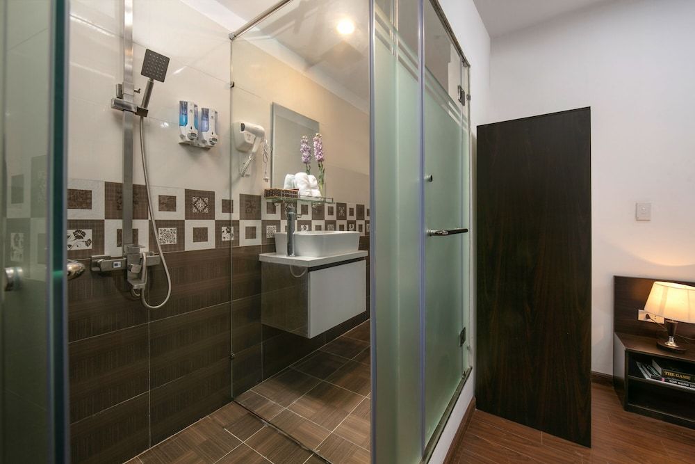 Hanoi Aria Central Hotel & Spa Superior Double Room 9