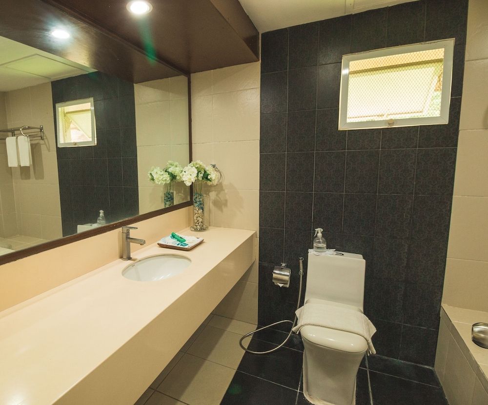 Estancia Resort Hotel Premium Lake View 3