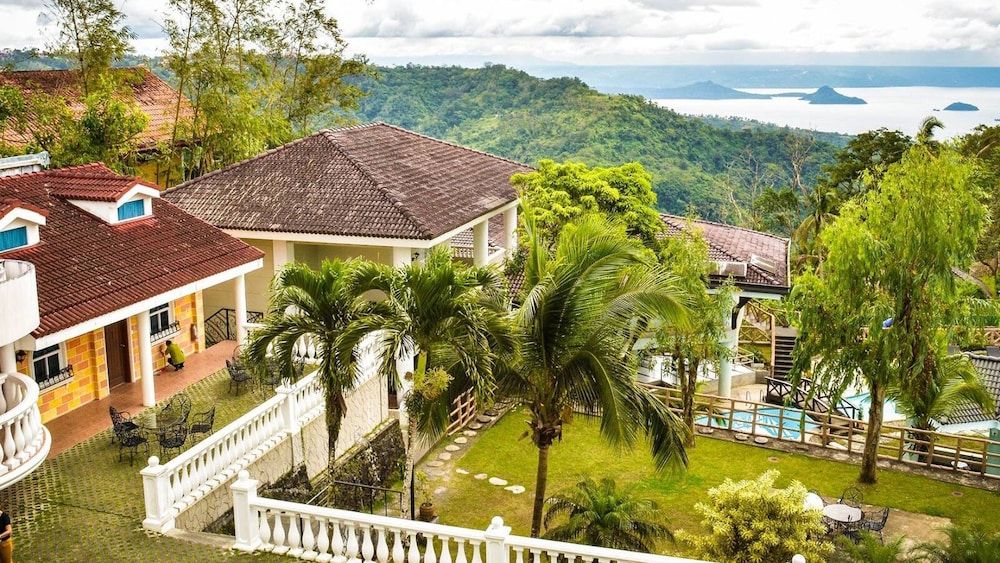 Garden View (Twin)