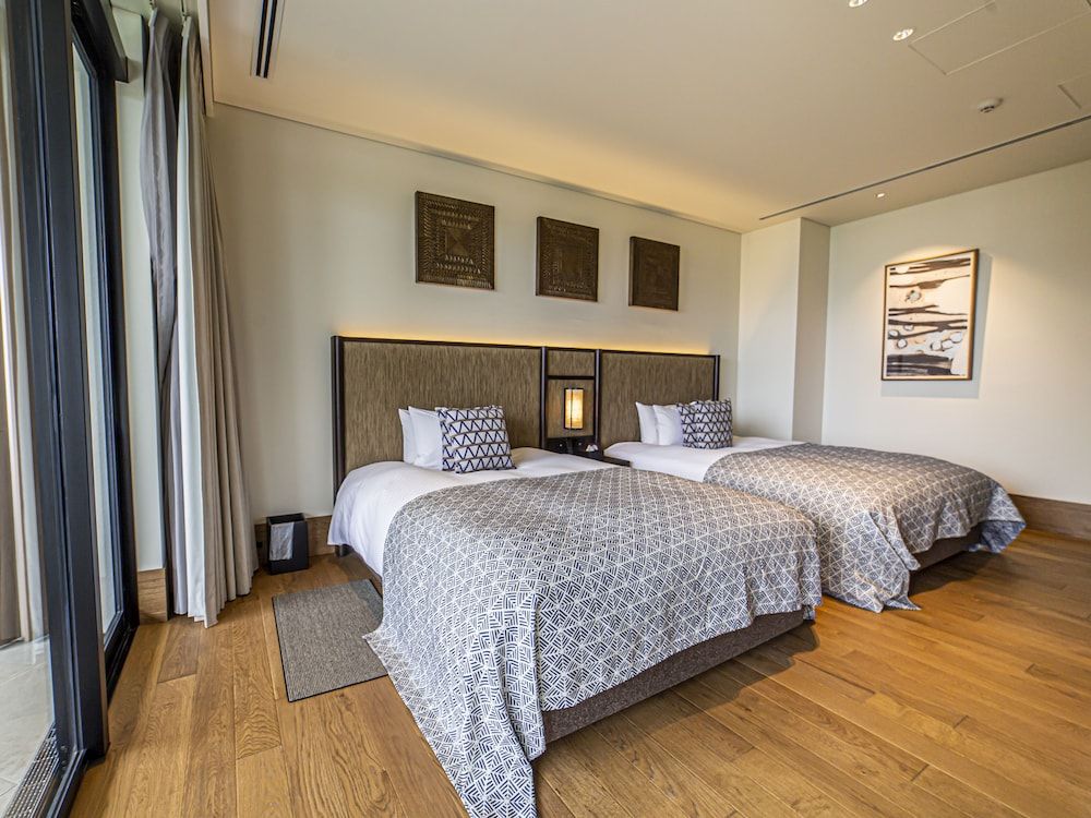 Executive Suite Twin Bed with Private Pool