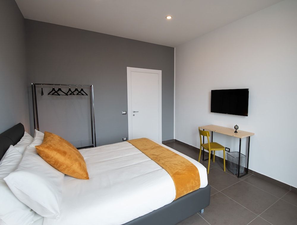 GB Vesuvius Napoli Elite Double or Twin Room, City View