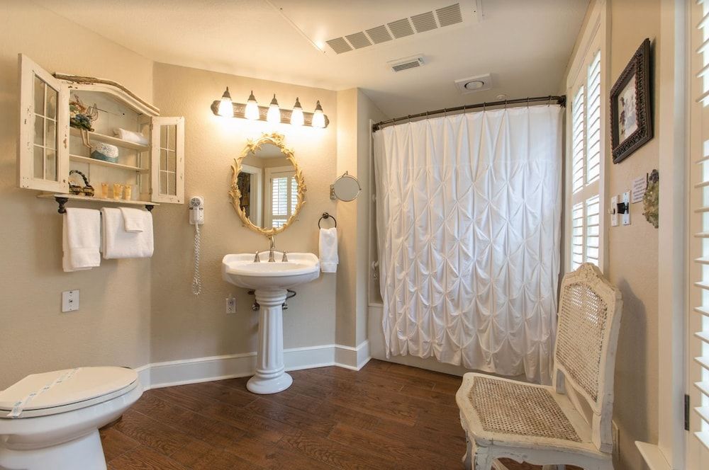 Gruene River Hotel & Retreat The Vineyard 4