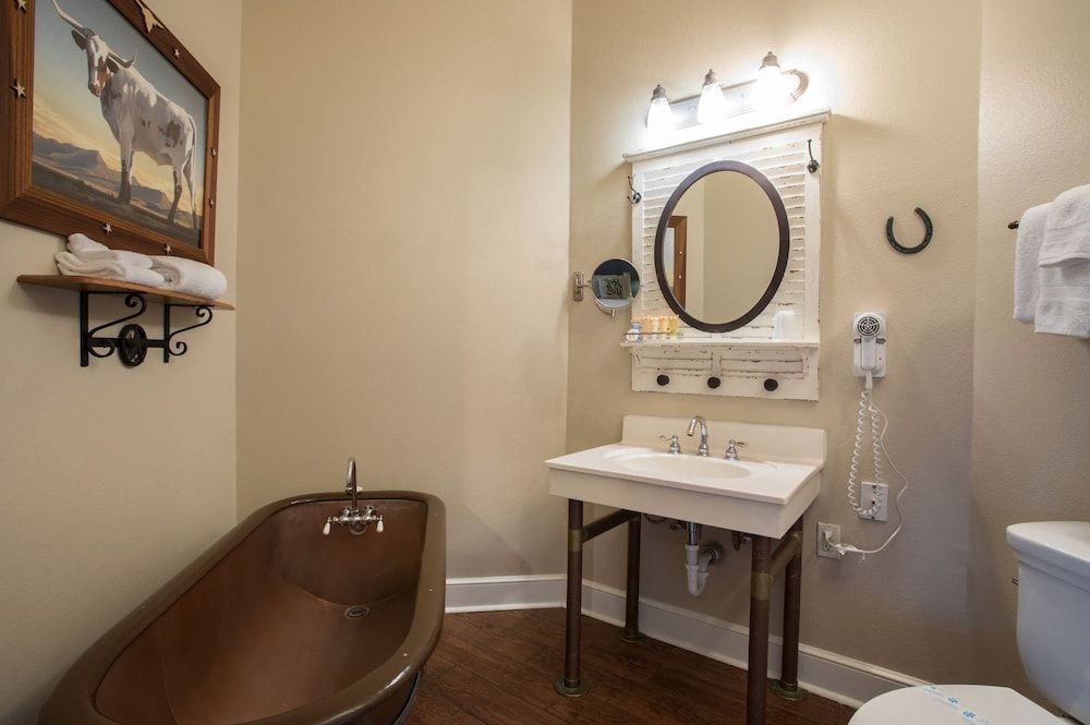 Gruene River Hotel & Retreat Wild West 5