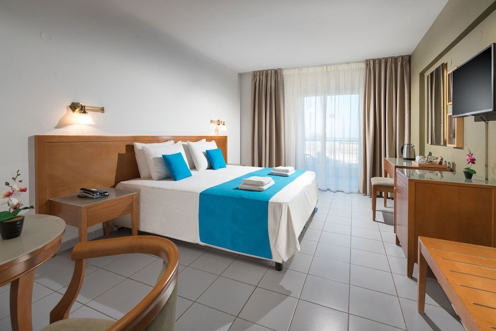 Double or Twin Room, Sea View