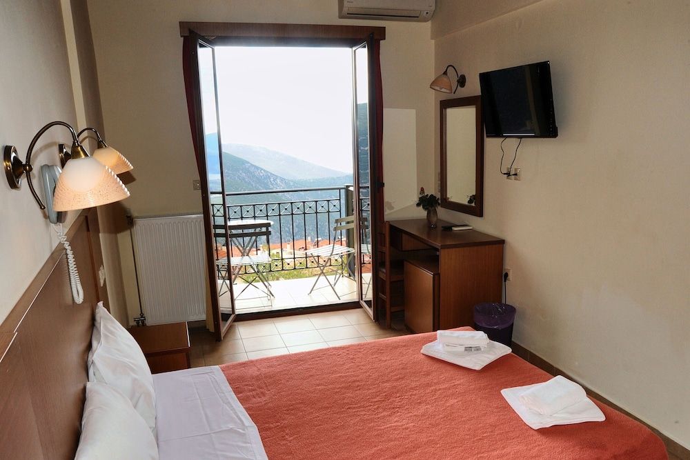 Castri Panoramic Double or Twin Room 11