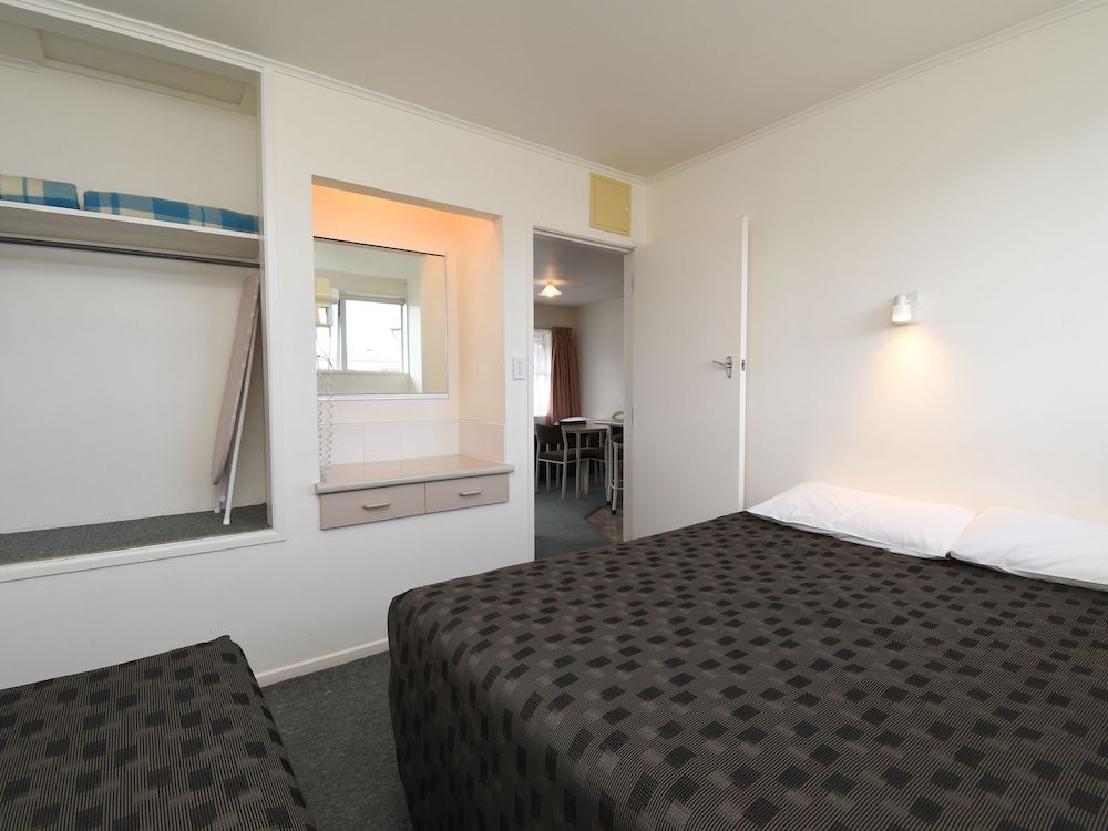 Family 1 Bedroom Unit