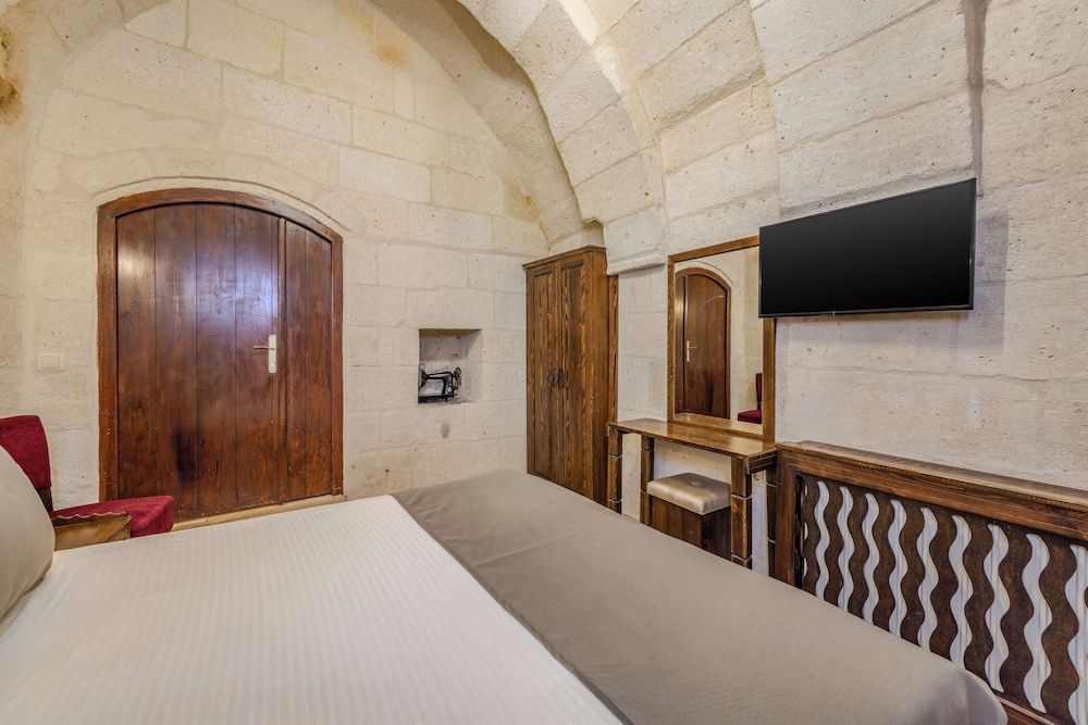 Castle Cave Hotel Standard Room 3