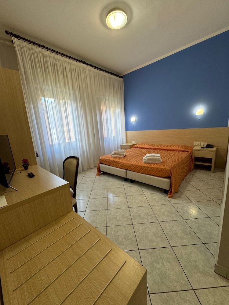 Albergo La Posta Arezzo Double Room, 1 King Bed 5
