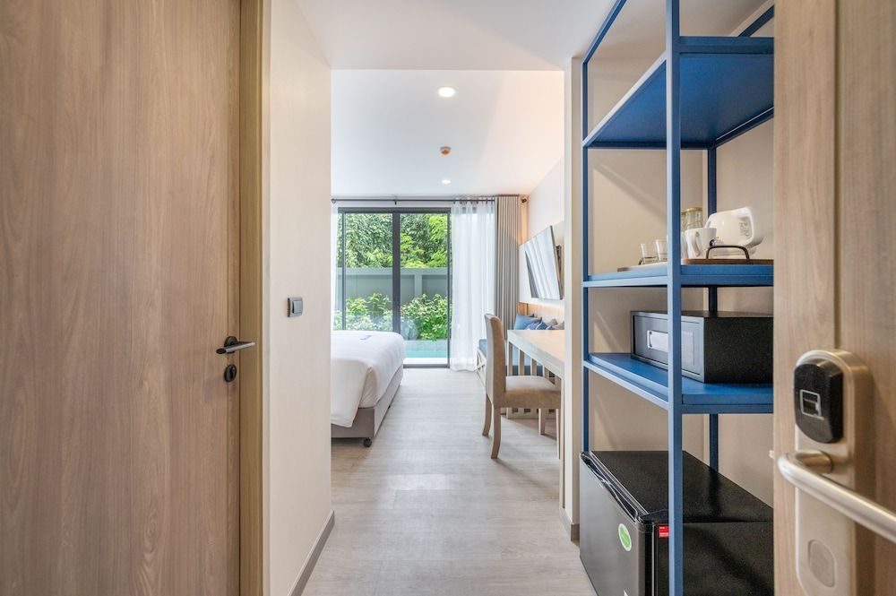 Deluxe Double Room, Pool Access
