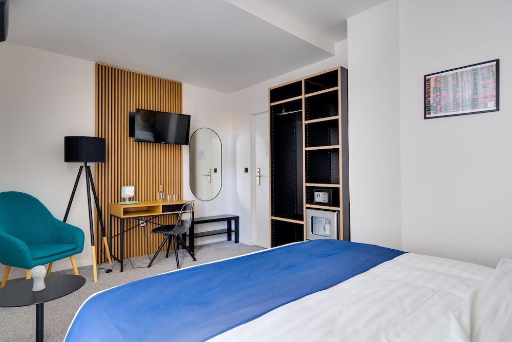 Bed and Breakfast Sky Classic Double Room 4