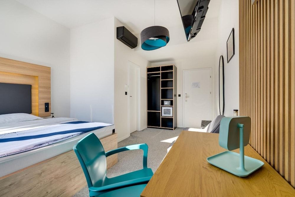 Bed and Breakfast Sky Classic Double Room 10