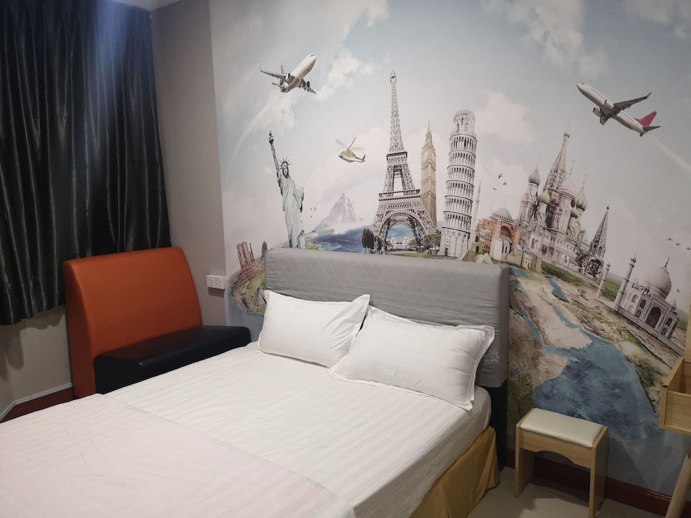 Home Inn Classic Double Room, 1 Queen Bed, Private Bathroom 4