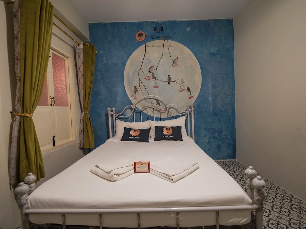 undefined 2499 Heritage Chinatown Bangkok Hotel By RoomQuest 2