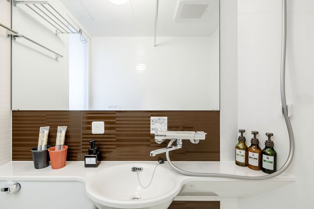 M’s Hotel Sanjo Wakoku Twin Room 4