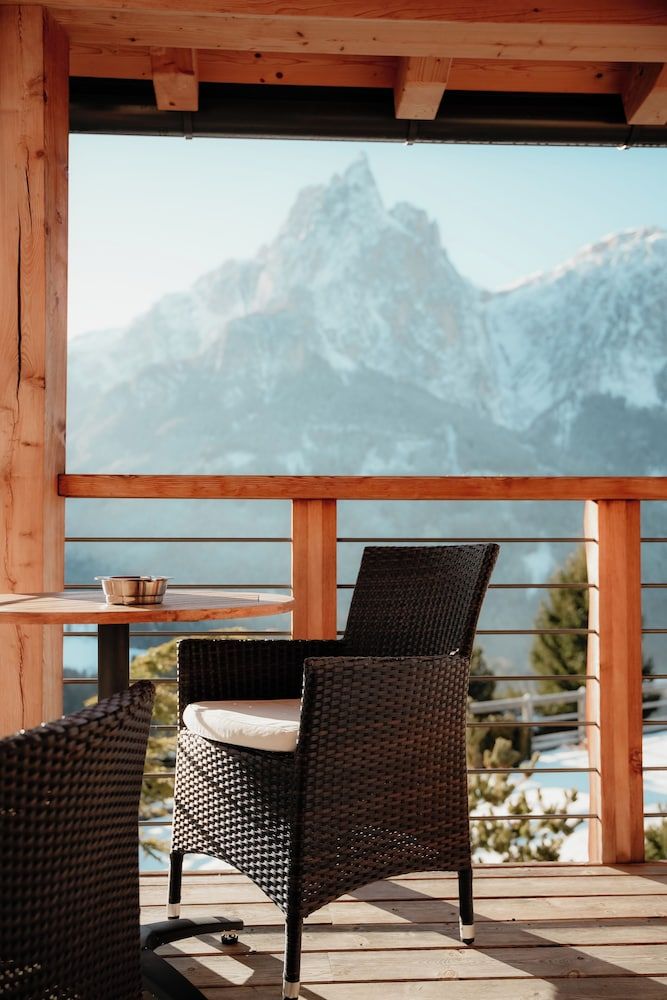 Sonus Alpis - Adults Only Deluxe Suite 8