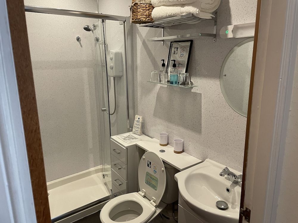 Royston Guest House King Room 5