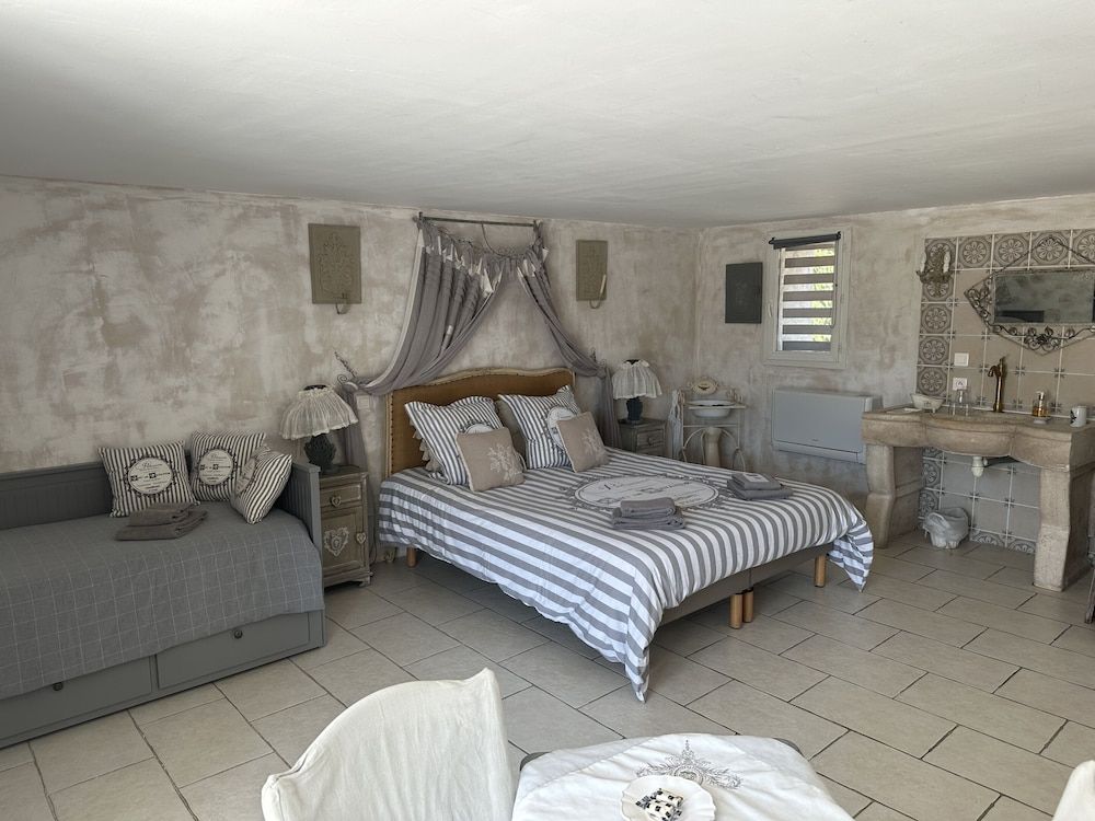 Comfort Triple Room, Ensuite, Garden View