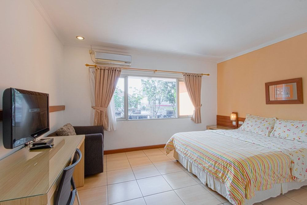 Applewood B&B Deluxe Room 2