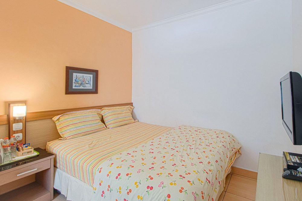 Applewood B&B Standard Room 2