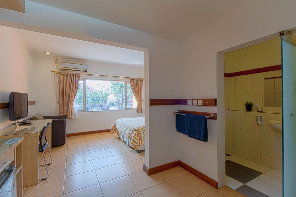 Applewood B&B Deluxe Room 6