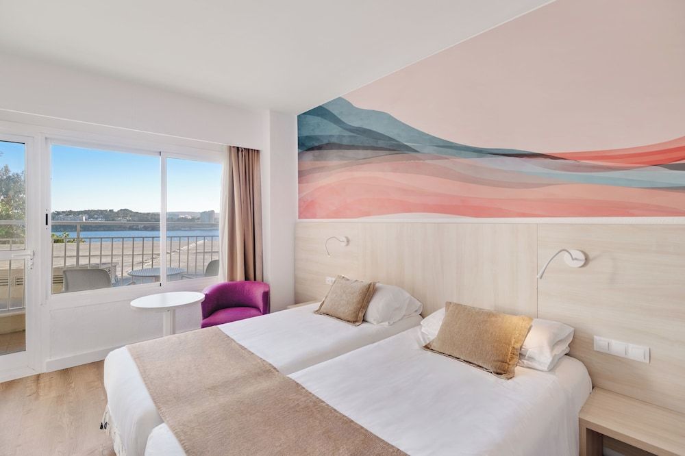 Double Room, Balcony