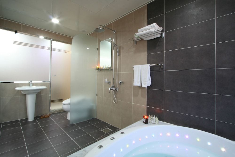 Incheon Prince Tourist Hotel Standard Twin Room 5