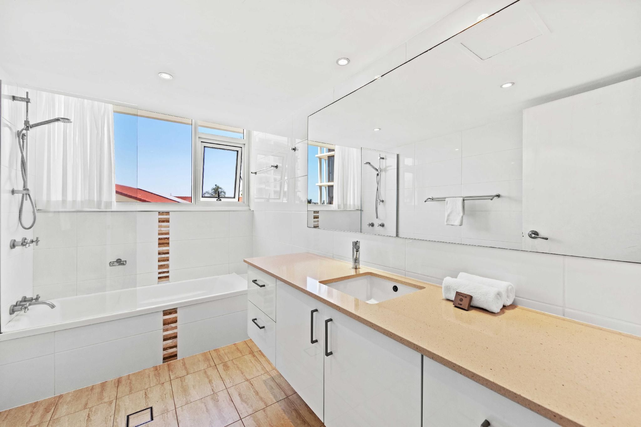 2 Bedroom Balcony Apartment