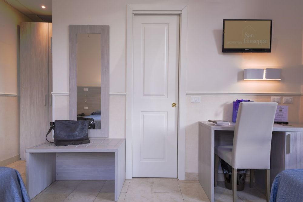 Casa San Giuseppe Standard Room 9