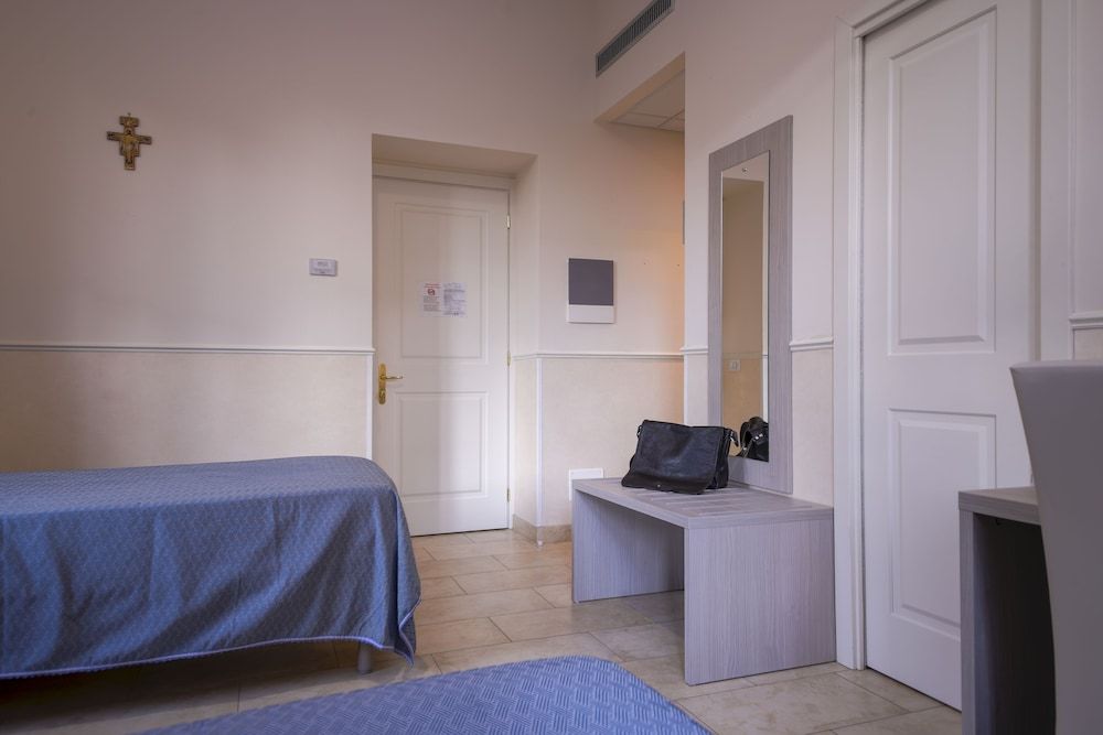 Casa San Giuseppe Standard Room 10