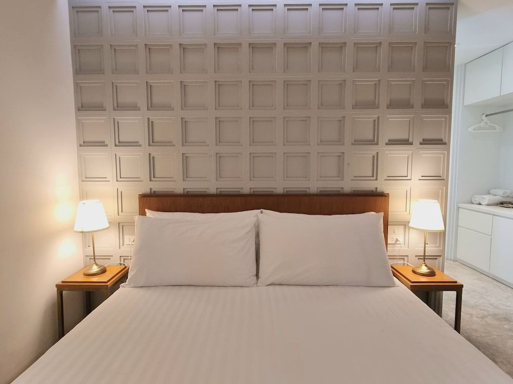 Vali Villa Bangkok Standard Double Room 4