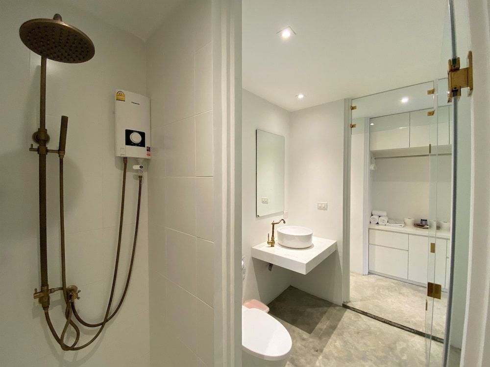 Vali Villa Bangkok Standard Double Room 7