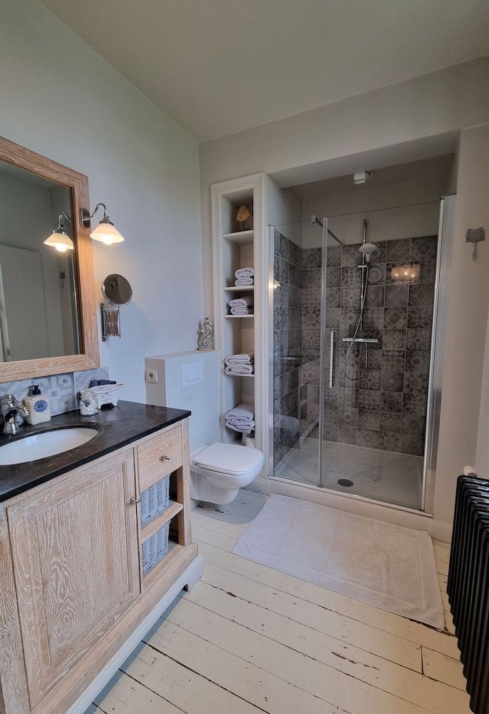 Hotel Porta Cite Executive Triple Room 5