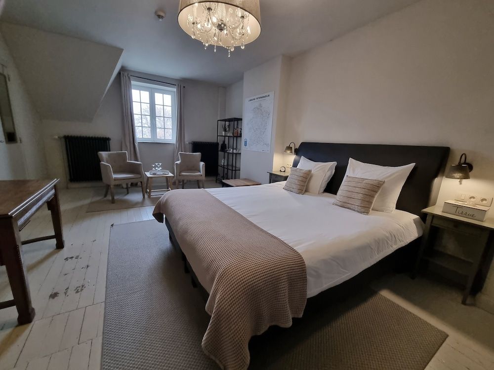 Hotel Porta Cite Premium Double or Twin Room 4