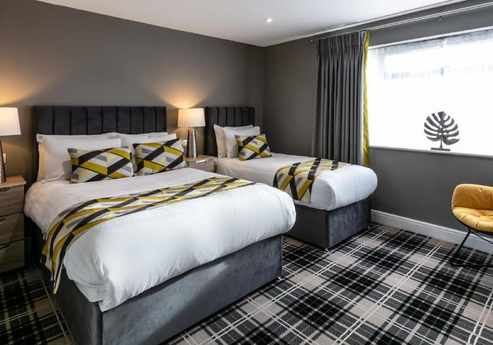 Roydon Marina Village Hotel