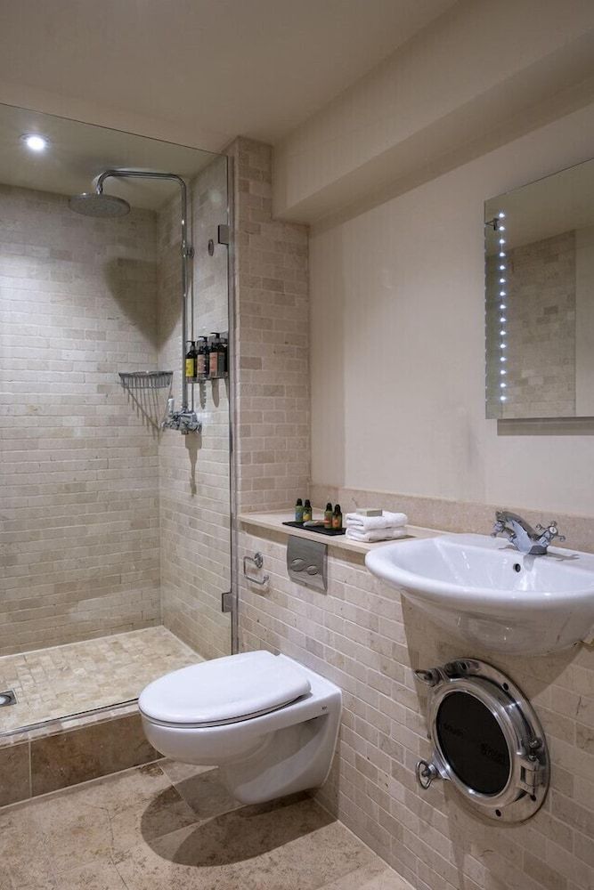 South Sands Hotel Dragon 15