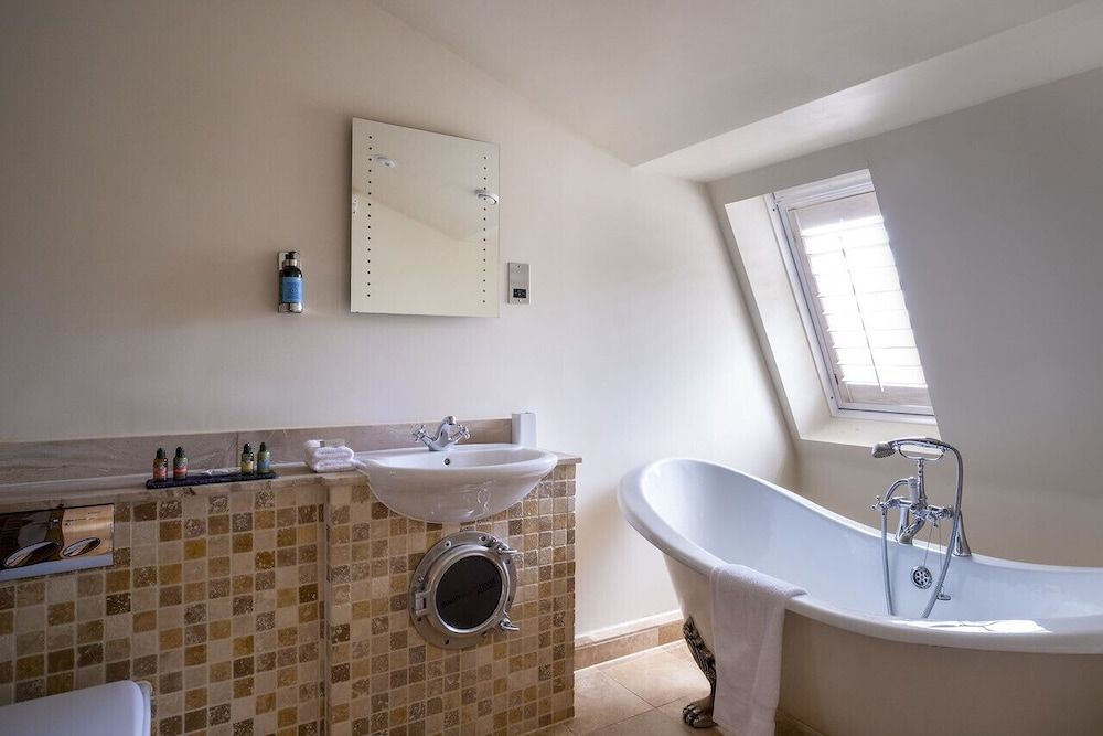 South Sands Hotel Dragon 22