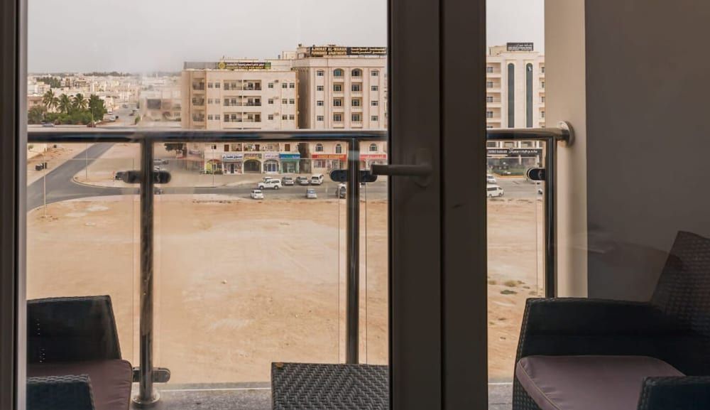 Bristol Hotel Salalah Superior Suite, 1 King Bed with Sofa bed, Balcony 5