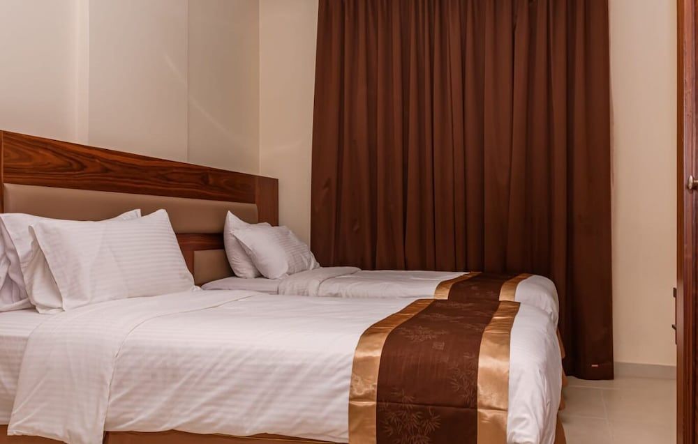 Bristol Hotel Salalah Executive Suite, Multiple Beds 7