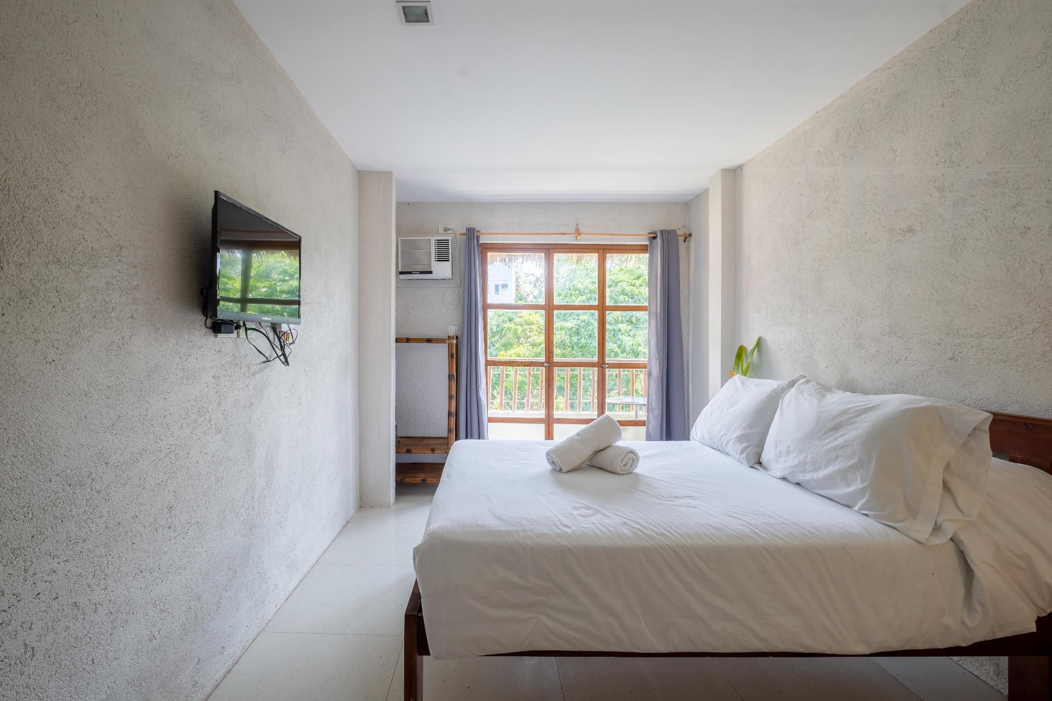 undefined Hannah Hotel 7