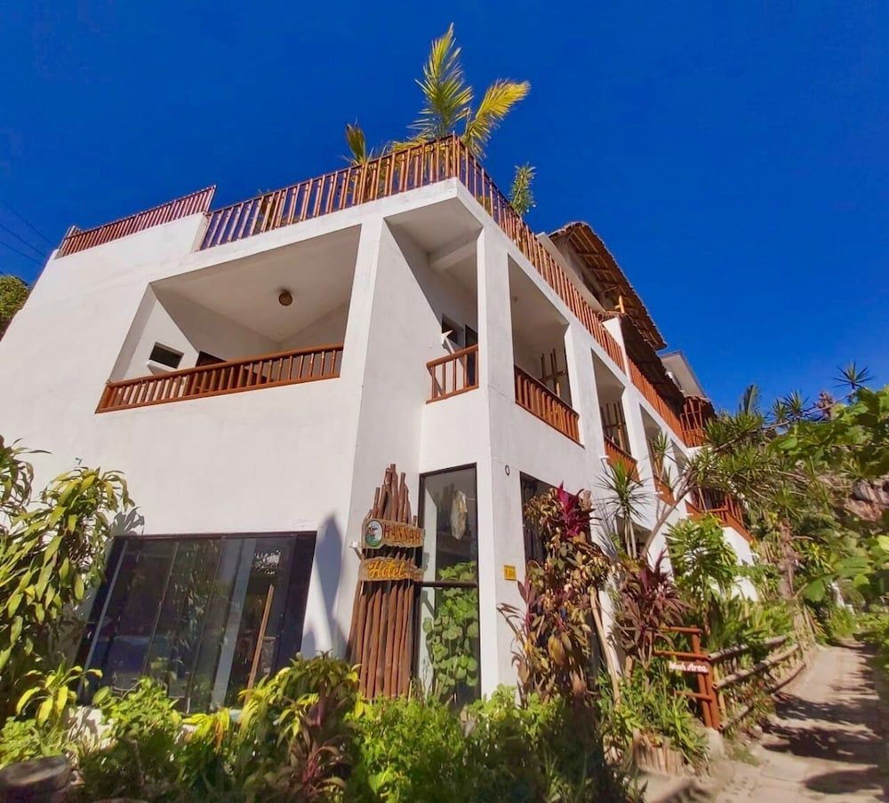 undefined Hannah Hotel 4