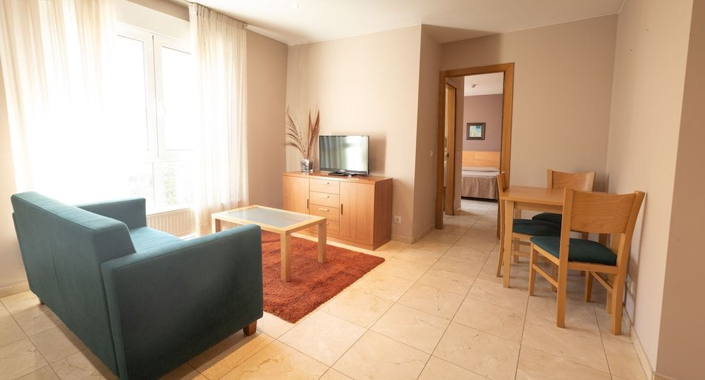 Apartment (2 Adults + 1 Kid)