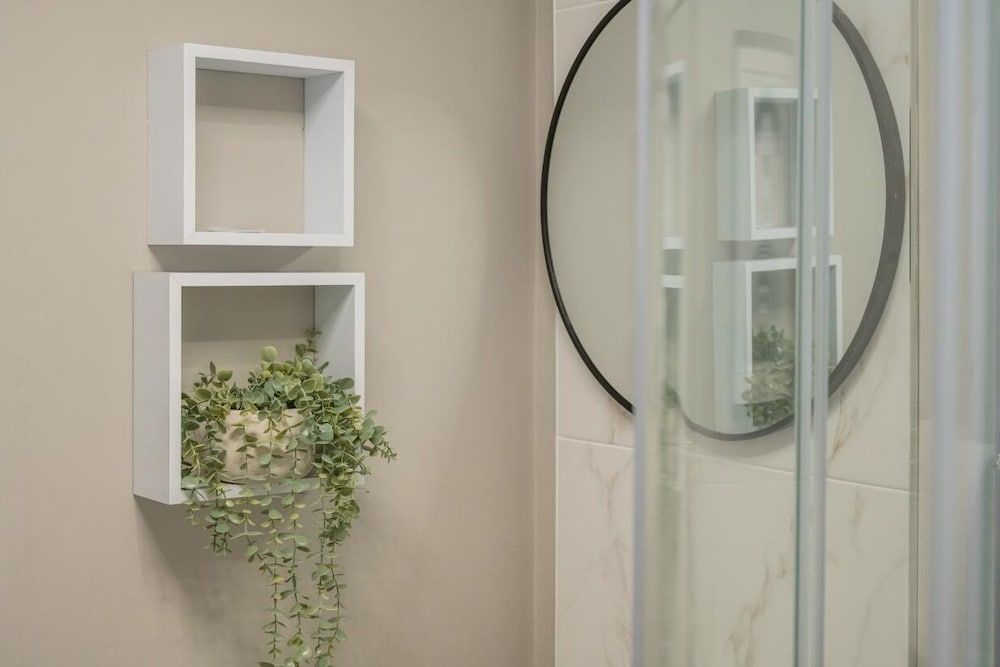 Central Belfast Apartments: Citygate Apartment, Ensuite (2-Bed) 21