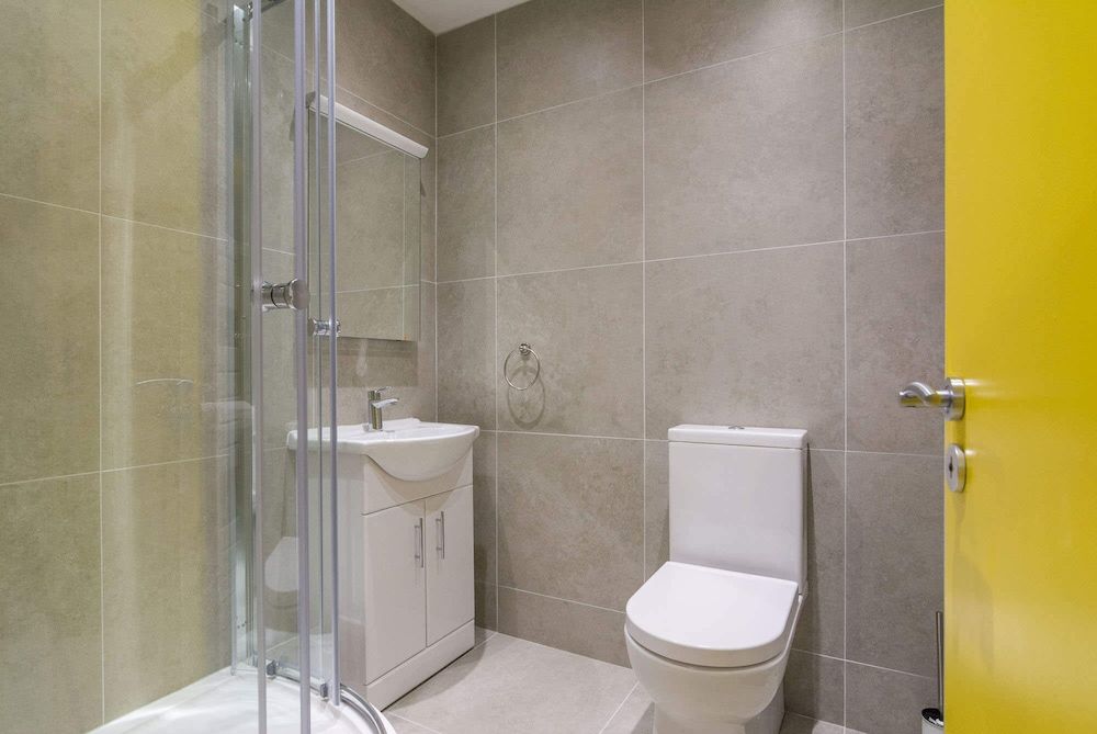 Central Belfast Apartments: Citygate Standard Apartment, Ensuite (2-Bed) 7
