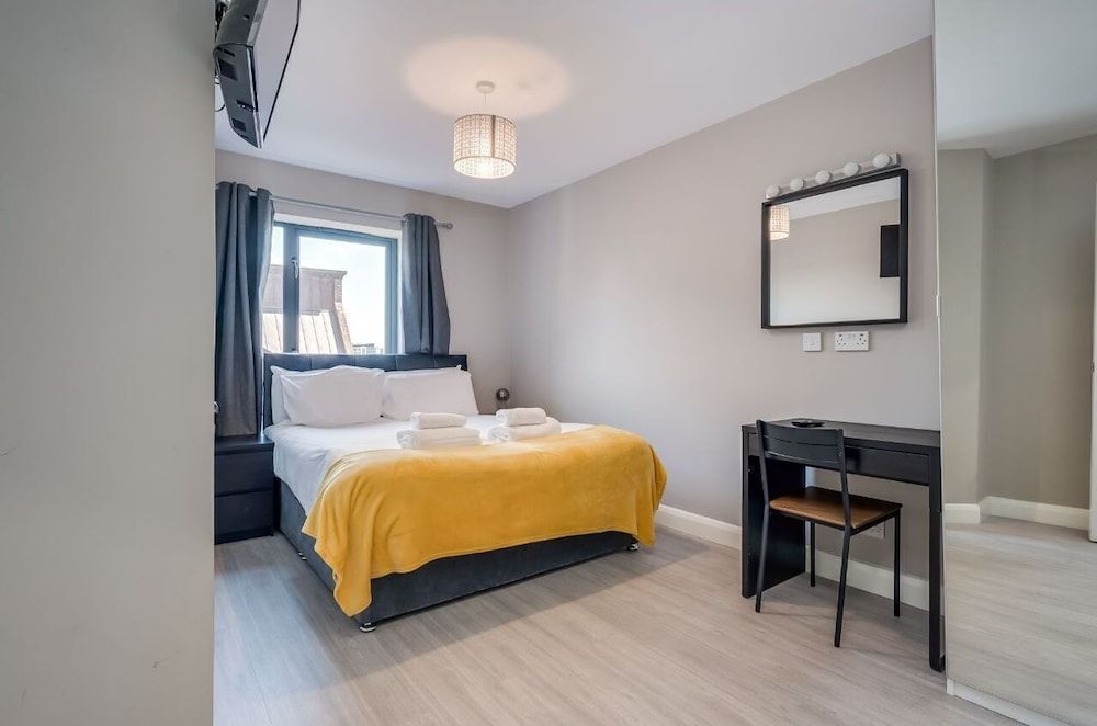 Central Belfast Apartments: Citygate Apartment, Ensuite (2-Bed) 5