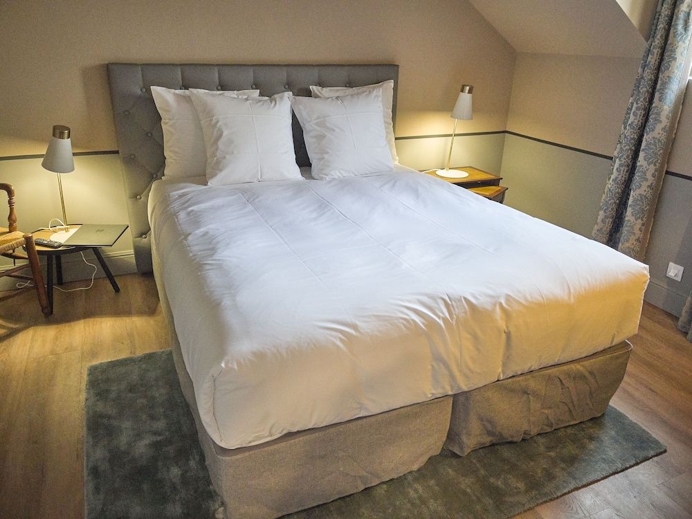 Classic Double Room, Ensuite, River View